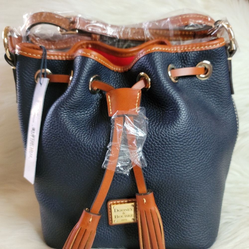 DOONEY & BOURKE PEBBLE GRAIN KENDALL CROSSBODY - Picture 5 of 7